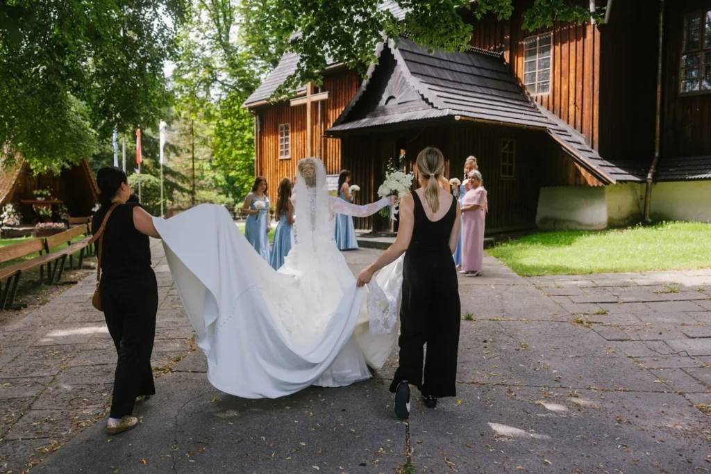 Najlepsze miejsca na ślub plenerowy w Krakowie i Małopolsce - TOP 10
